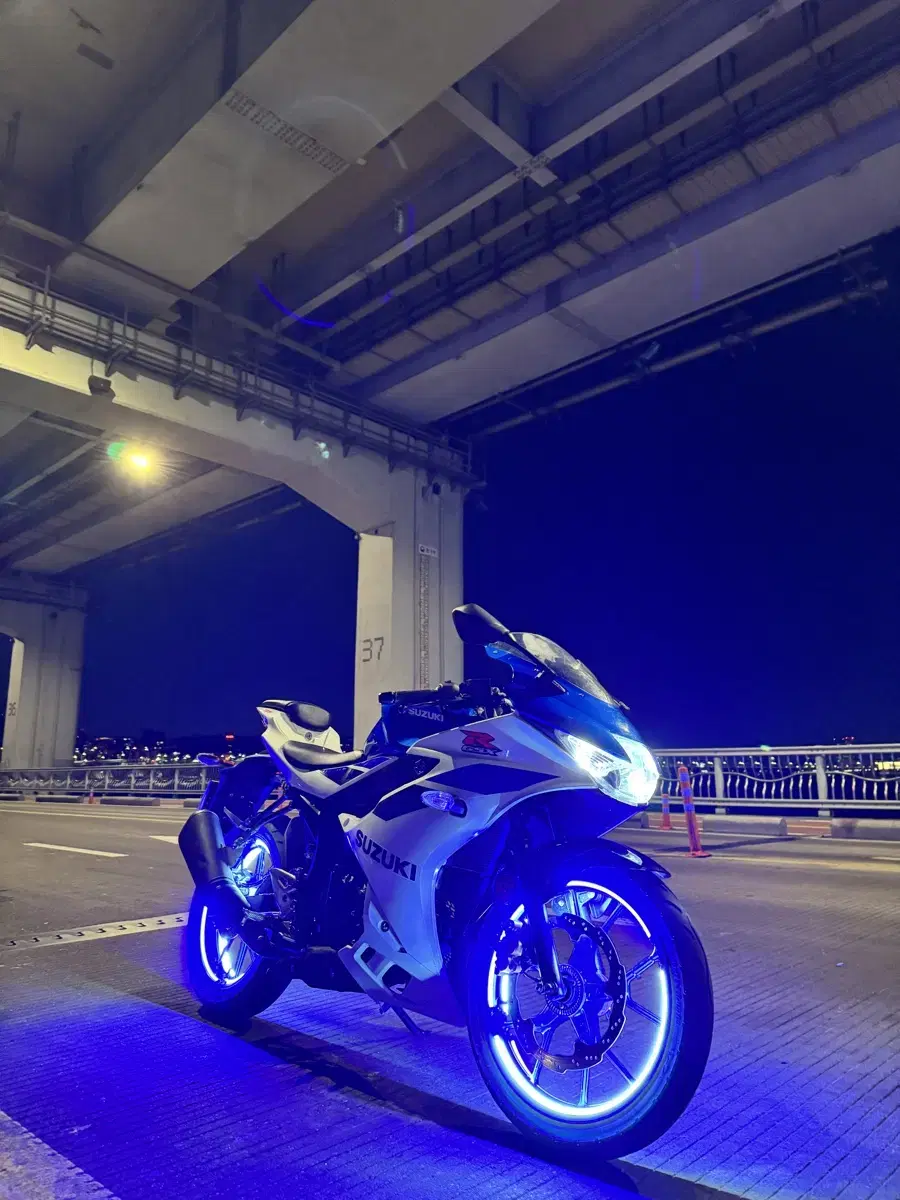 스즈키 gsxr 125 24년식